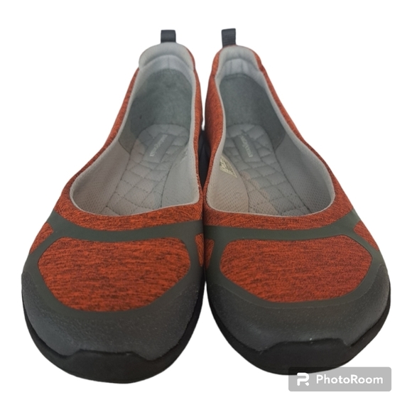 Patagonia flat women's shoes orange & gray like new never worn Size 7 - Picture 6 of 8